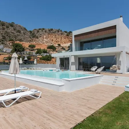 Lux Villa-stunning Views-ps4-family Willa